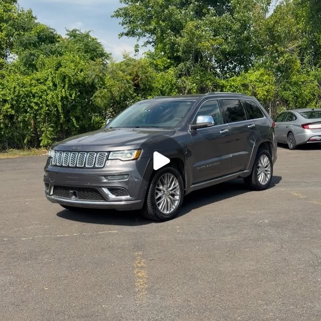2017 Jeep Grand Cherokee Summit
